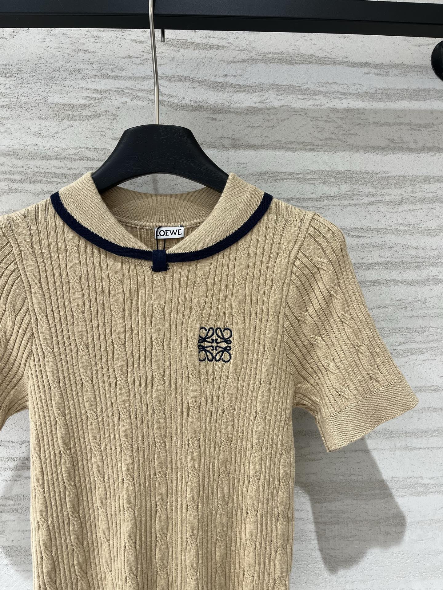 LOEWE 26S CABLE-KNIT LOGO SWEATER TOP 533