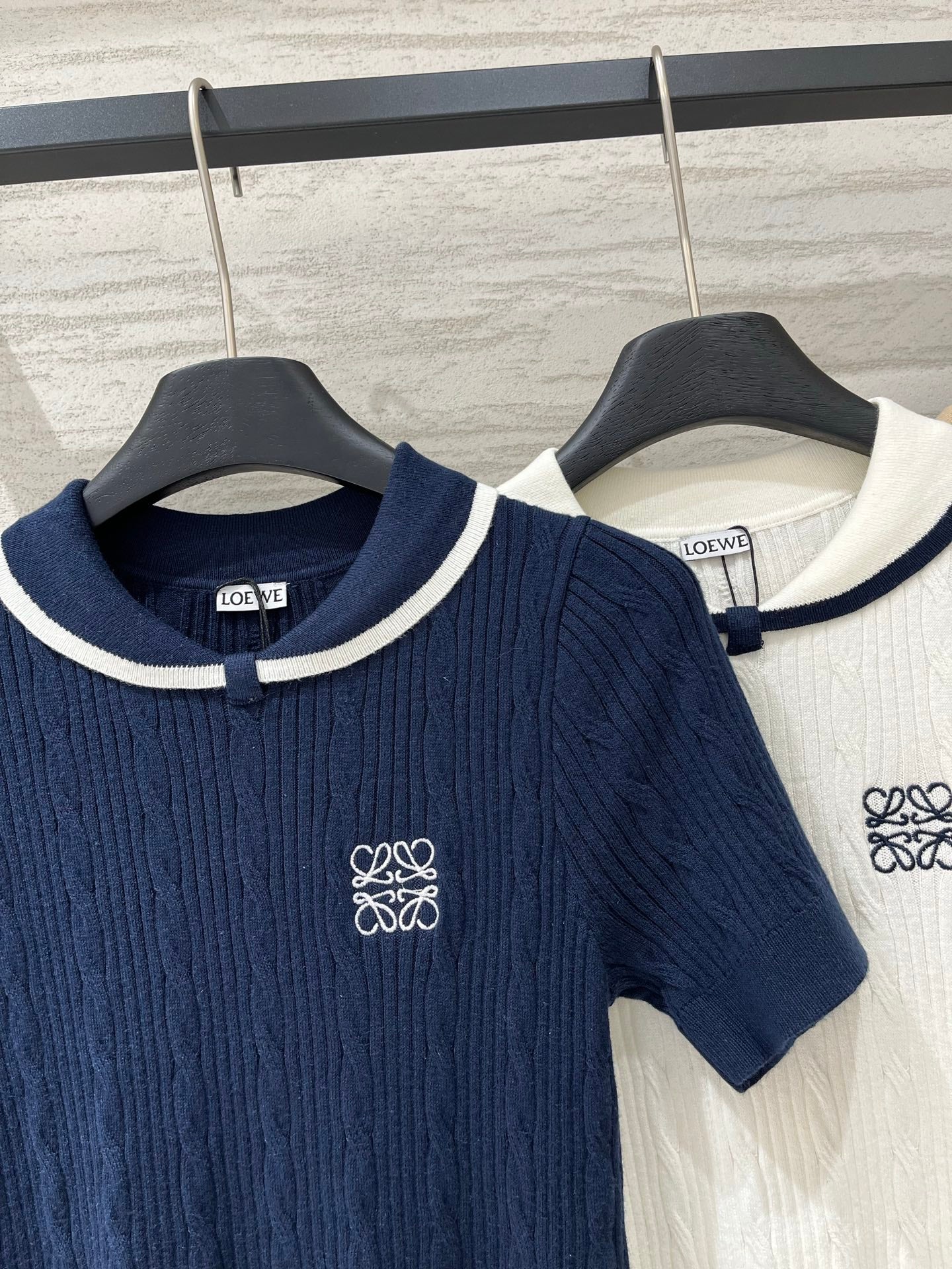 LOEWE 26S CABLE-KNIT LOGO SWEATER TOP 532