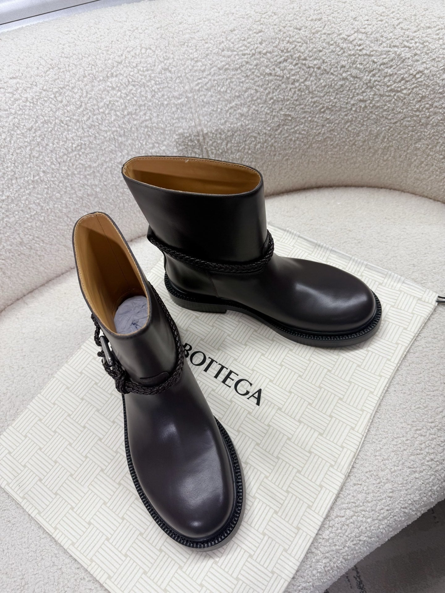 BOTTEGA VENETA 26S ANKLE BOOTS IN DARK BROWN CALFSKIN WITH ROPE DETAIL