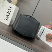 LOE 27 HAMMOCK COMPACT BAG IN BLACK CALFSKIN