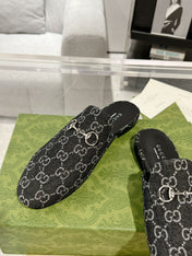 MEN'S MULE WITH HORSEBIT IN BLACK MONOGRAM JACQUARD FABRIC