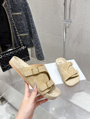 LOEWE 26S EASE SLIDE IN BEIGE SUEDE