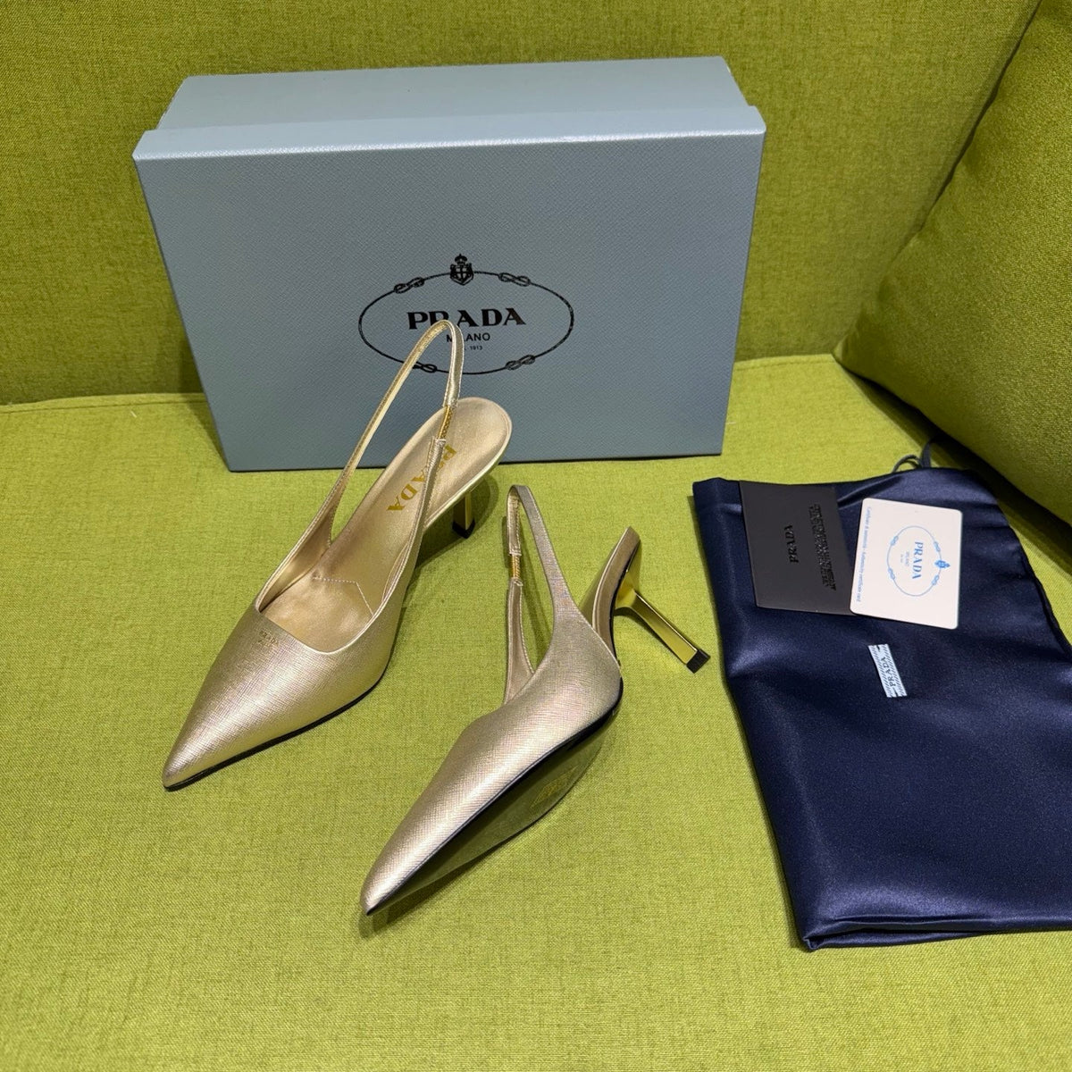 PRADA 25S SLINGBACK HIGH HEELS 75 MM IN GOLD SHEEPSKIN