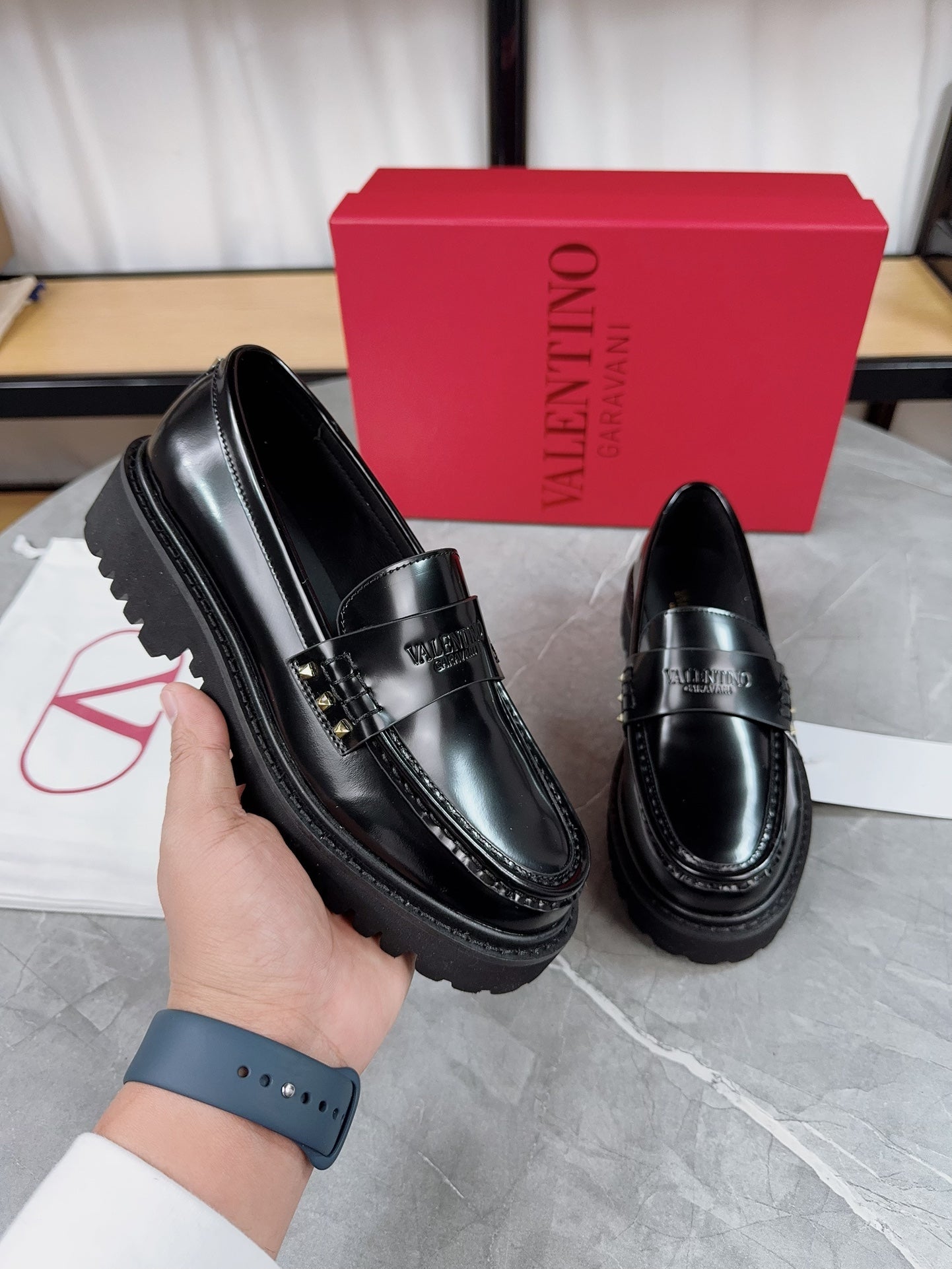 VALENTINO 26S PLATFORM LOAFERS IN BLACK CALFSKIN