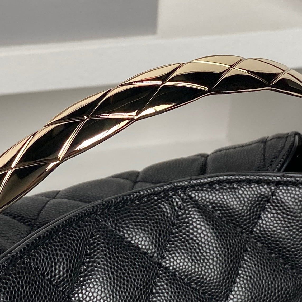 CHANEL 25S COCO CRUSH HANDLE BAG 19 IN BLACK CAVIAR LEATHER