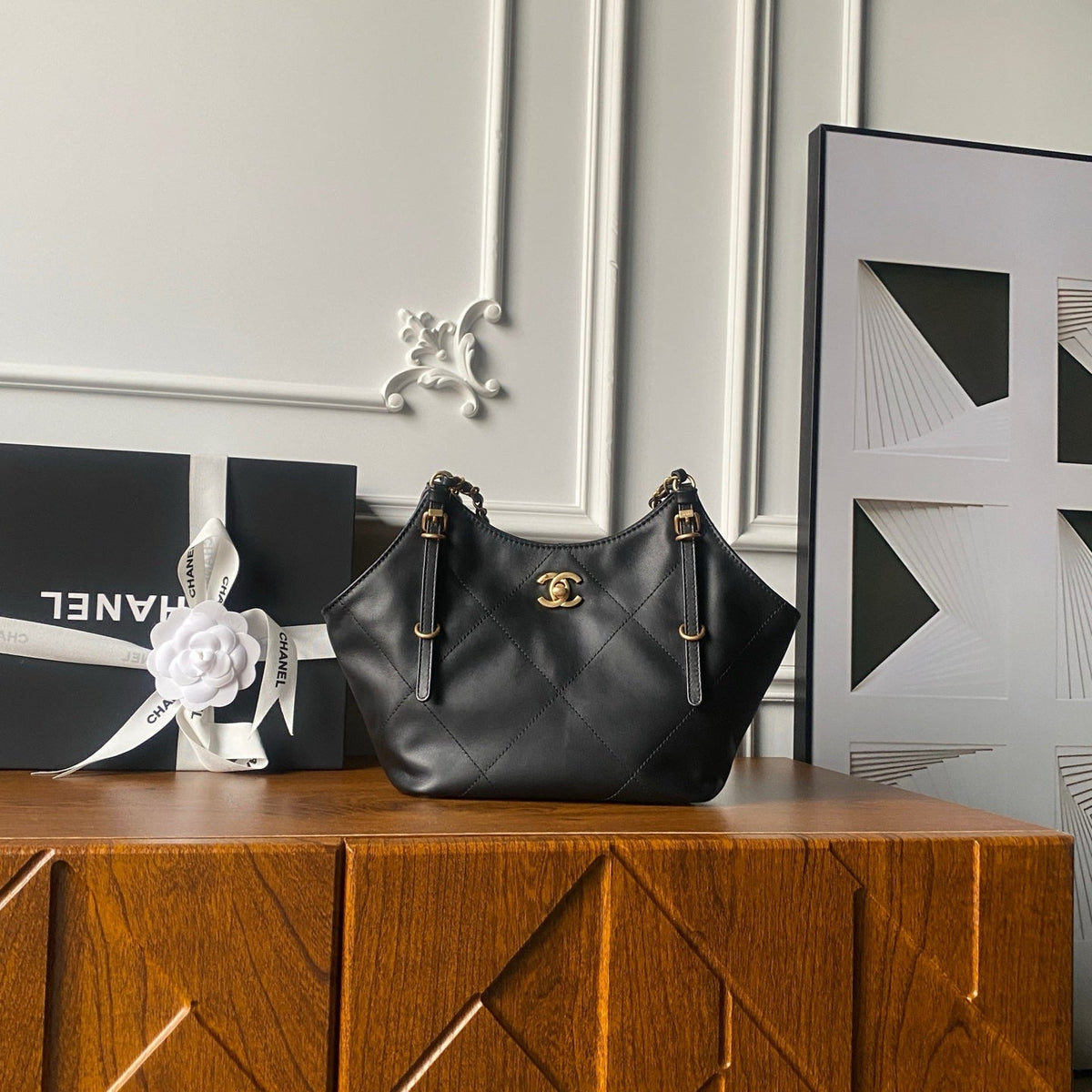 CHANEL 25S TOTE BAG 28 IN BLACK CALFSKIN WITH GOLD HARDWARE