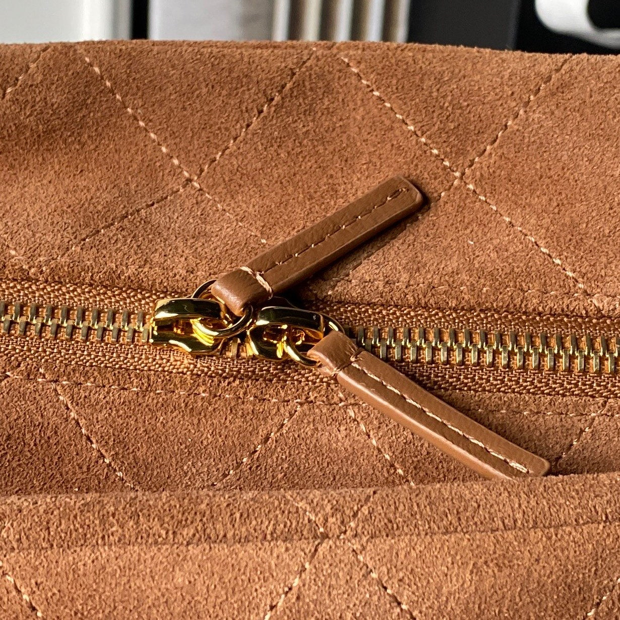 CHANEL 26S CHAIN CLUTCH BAG 32 IN CARAMEL BROWN QUILTED SUEDE GOLD HARDWARE