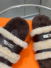 HM 25S SANDAL IN BEIGE WOOL AND DARK BROWN LAMBSKIN WITH SILVER HARDWARE