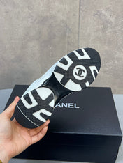 CHANEL 26S RUNNER CC LOGO SNEAKERS IN WHITE CALFSKIN