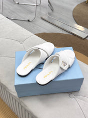 PRADA 25S SLIDE SANDALS IN WHITE CALFSKIN LOGO