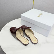 DIOR 26S PEARL-ACCENT BOW FLAT MULES IN DARK RED GLOSSY CALFSKIN