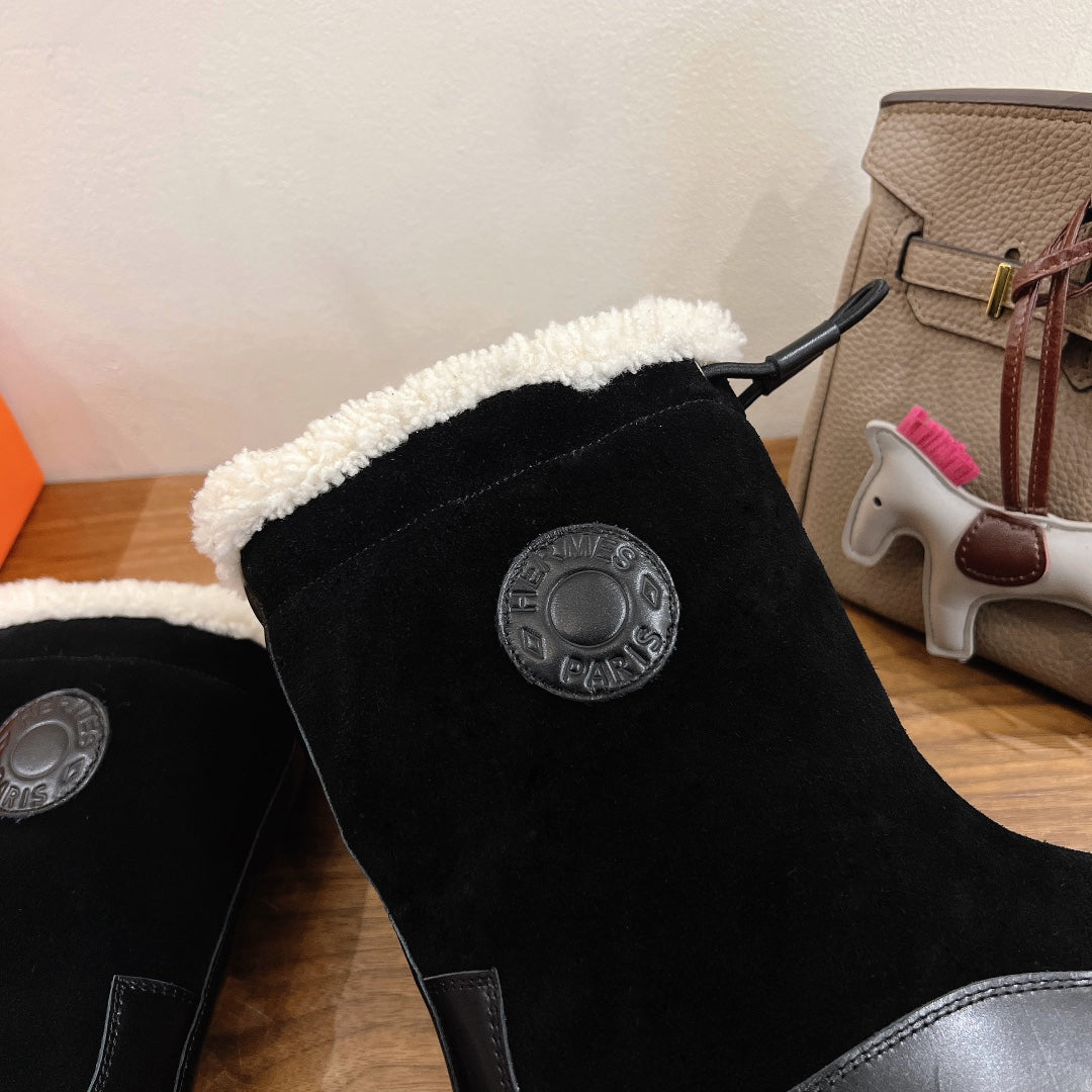 HM 26S SHEARLING DRAWSTRING BOOTS IN WHITE CALFSKIN