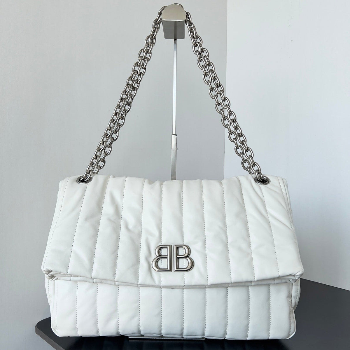 MONACO BAG 32 IN WHITE QUILTED THIN CALFSKIN SILVER HARDWARE