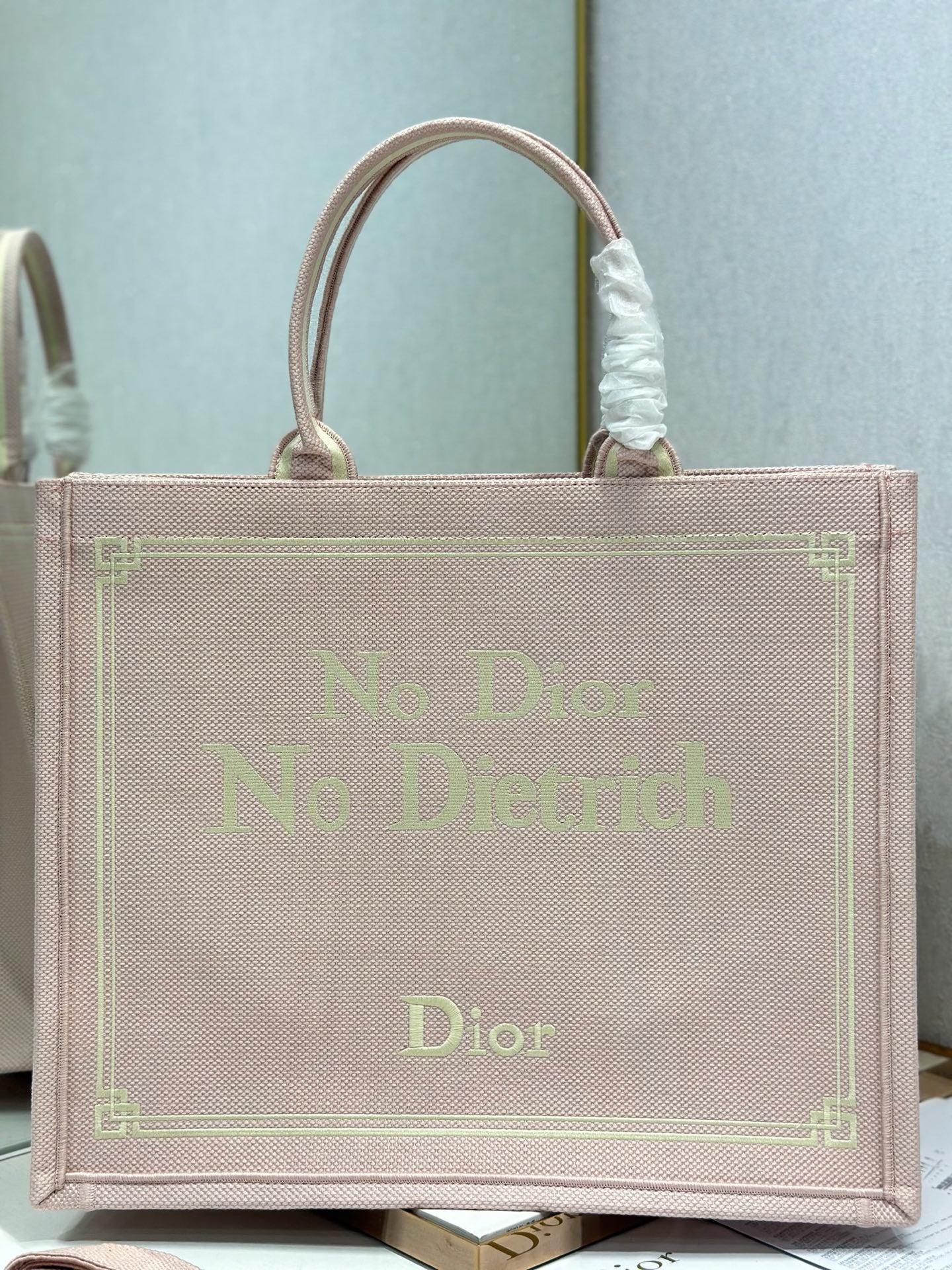 DIOR 26S LARGE BOOK TOTE 42 IN LIGHT PINK WOVEN FABRIC
