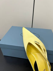 CUT-OUT BALLERINAS IN LIGHT YELLOW SATIN