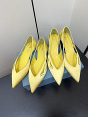 CUT-OUT BALLERINAS IN LIGHT YELLOW SATIN