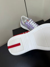 PRADA 26S SNEAKERS IN LIGHT PLUM PATENT CALFSKIN AND WHITE MESH