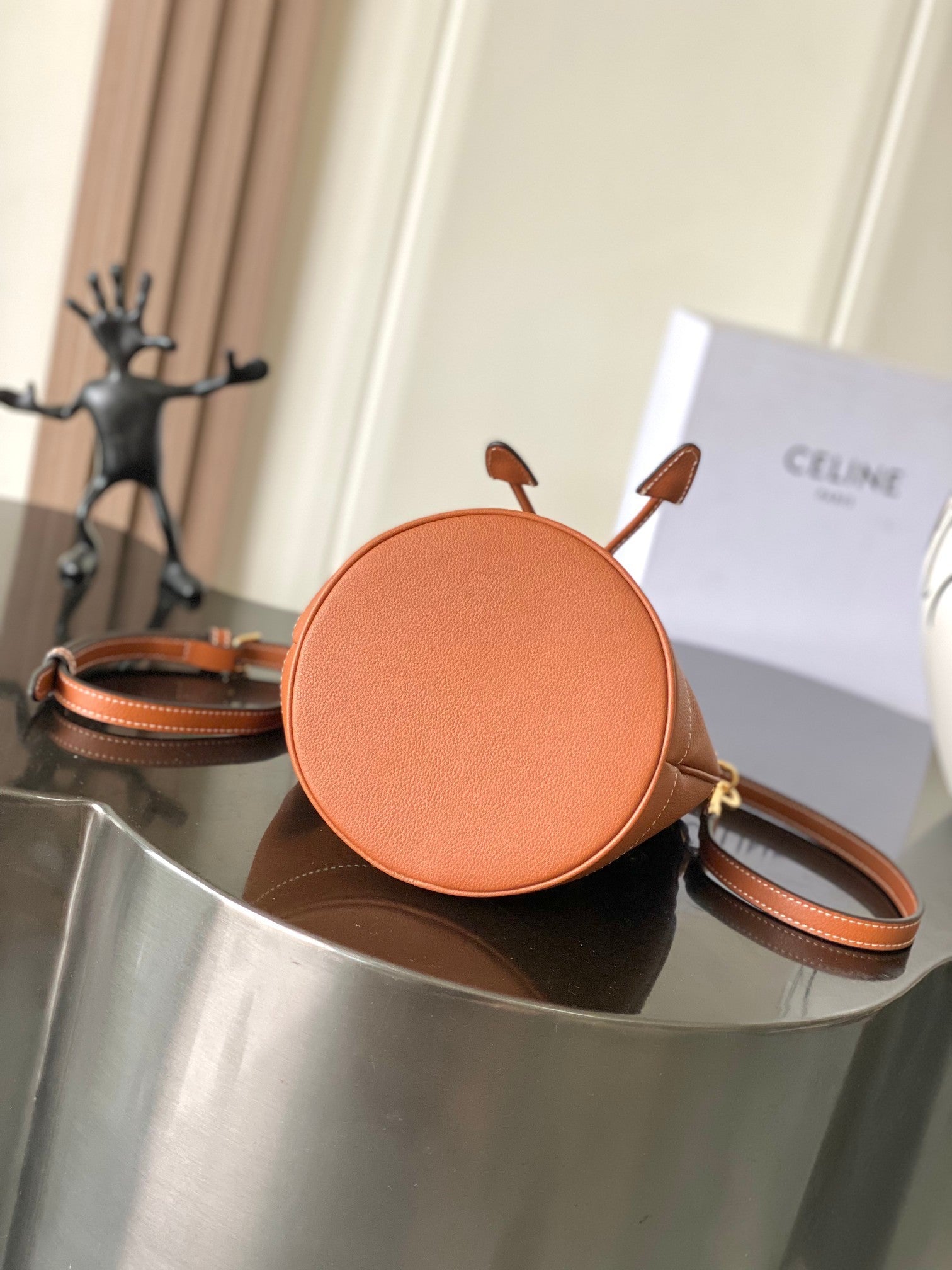 CELINE 25S CLARA BAG 19 IN BURNT ORANGE CALFSKIN GOLD HARDWARE
