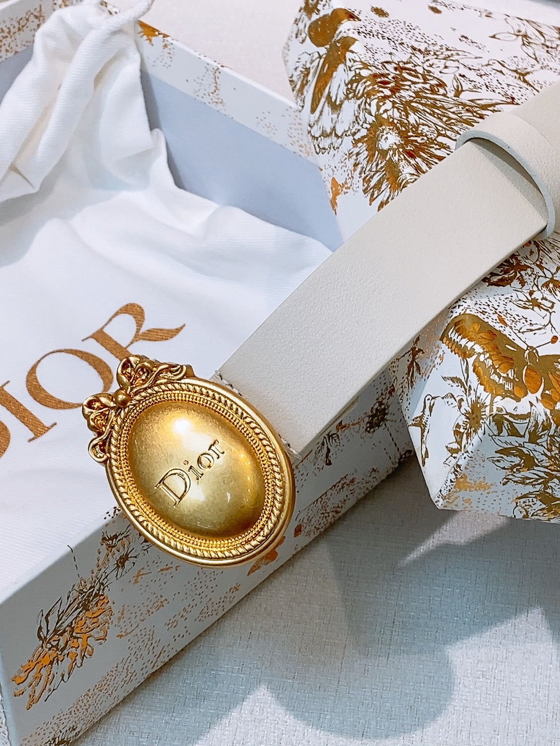 DIOR 26S BELT 25 MM IN CREAM WHITE CALFSKIN 641878