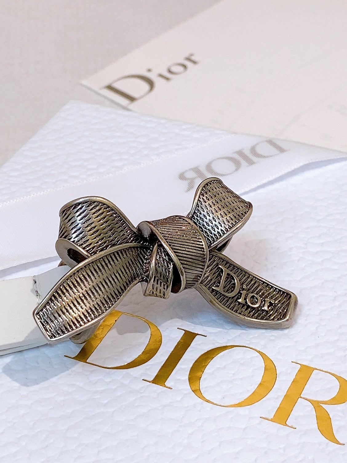 DIOR 26S BELT 15 MM IN WHITE CALFSKIN 657715