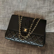 CHANEL 26S LARGE CC LOGO FLAP SHOULDER BAG 33 IN BLACK CAVIAR CALFSKIN GOLD HARDWARE