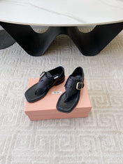 THONG SANDALS IN BLACK LAMBSKIN WITH SILVER BUCKLE