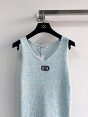 VALENTINO 26S SLEEVELESS SWEATER STYLE 111