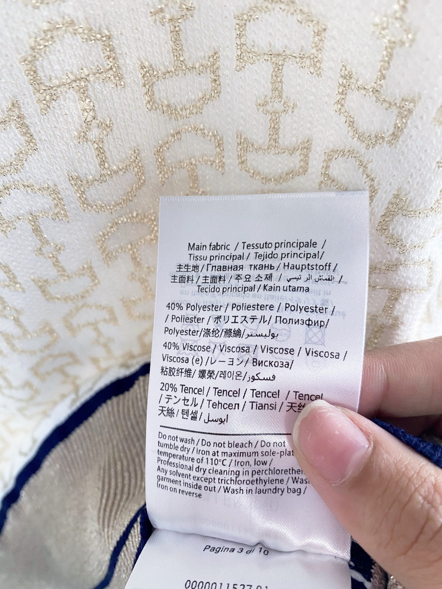 VALENTINO 26S SHORT-SLEEVE SWEATER STYLE 109