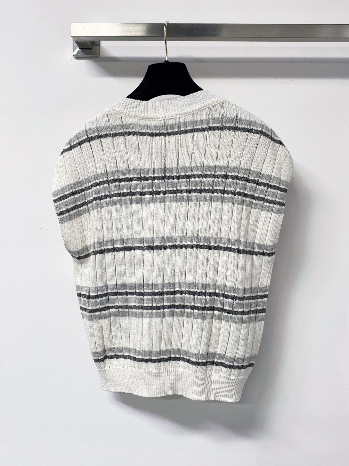 CHANEL 26S SLEEVELESS KNIT TOP 1397