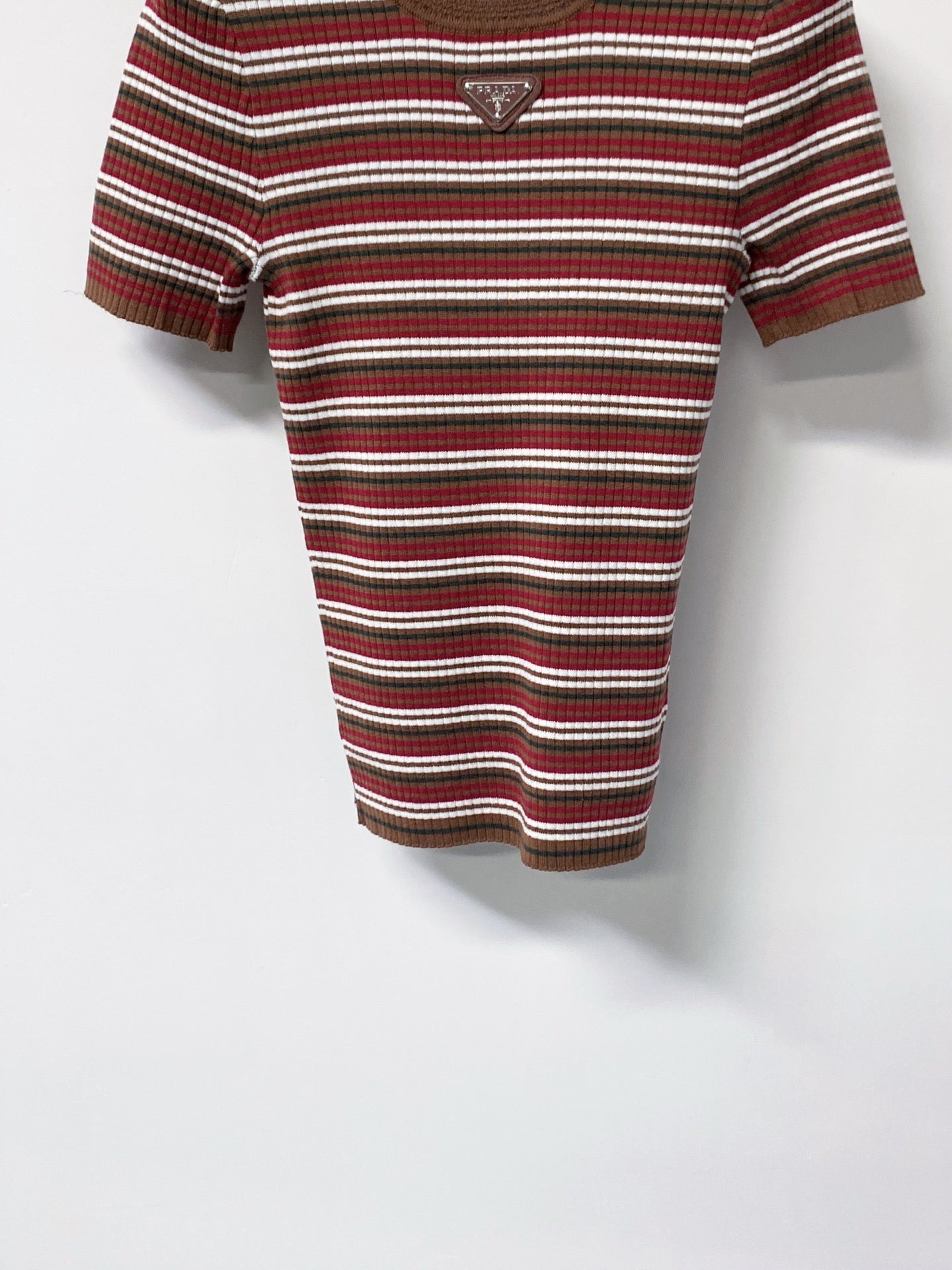 PRADA 26S SHORT-SLEEVE KNIT SWEATER STYLE 955
