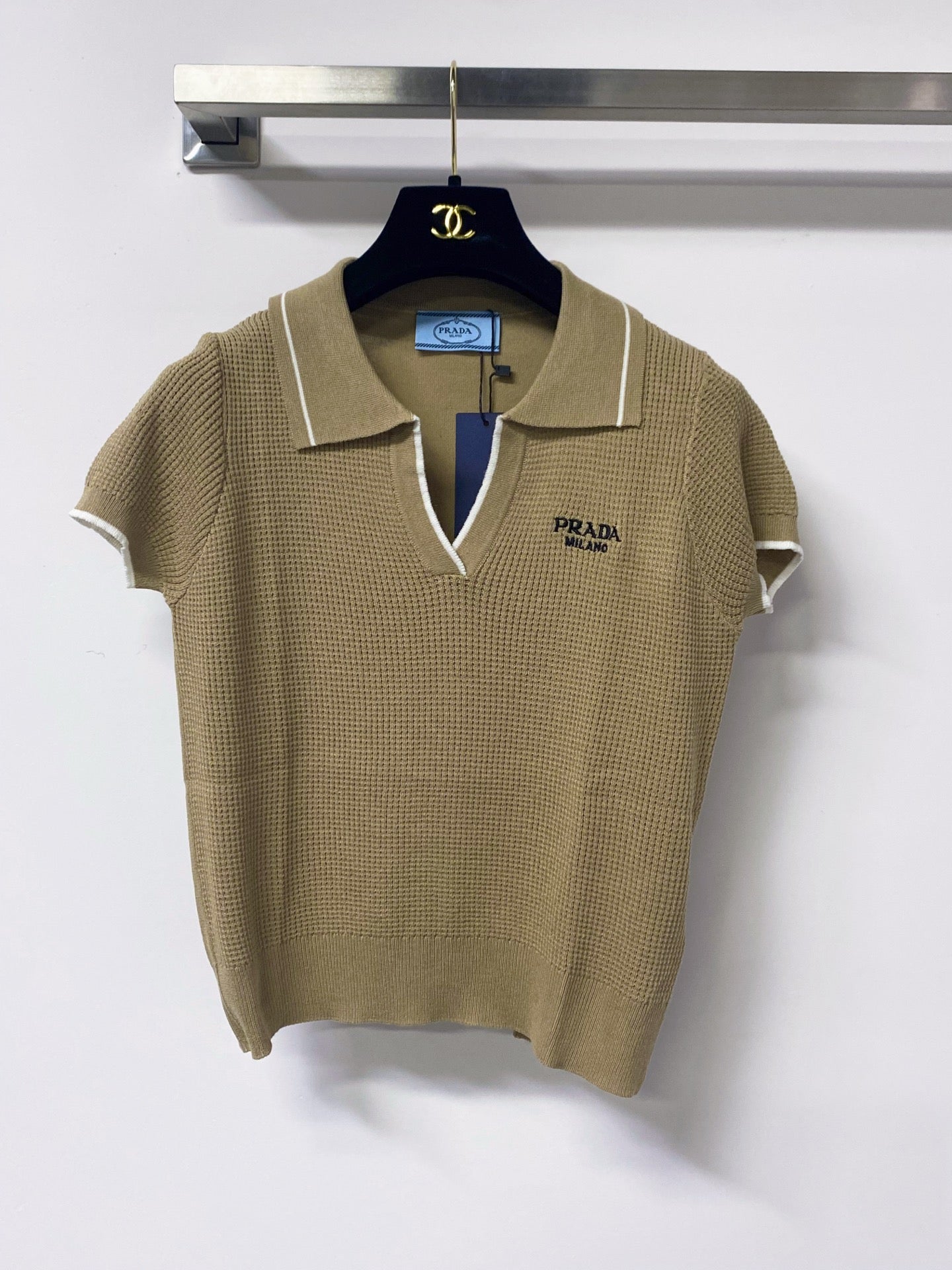 PRADA 26S SHORT-SLEEVE KNIT TOP STYLE 947
