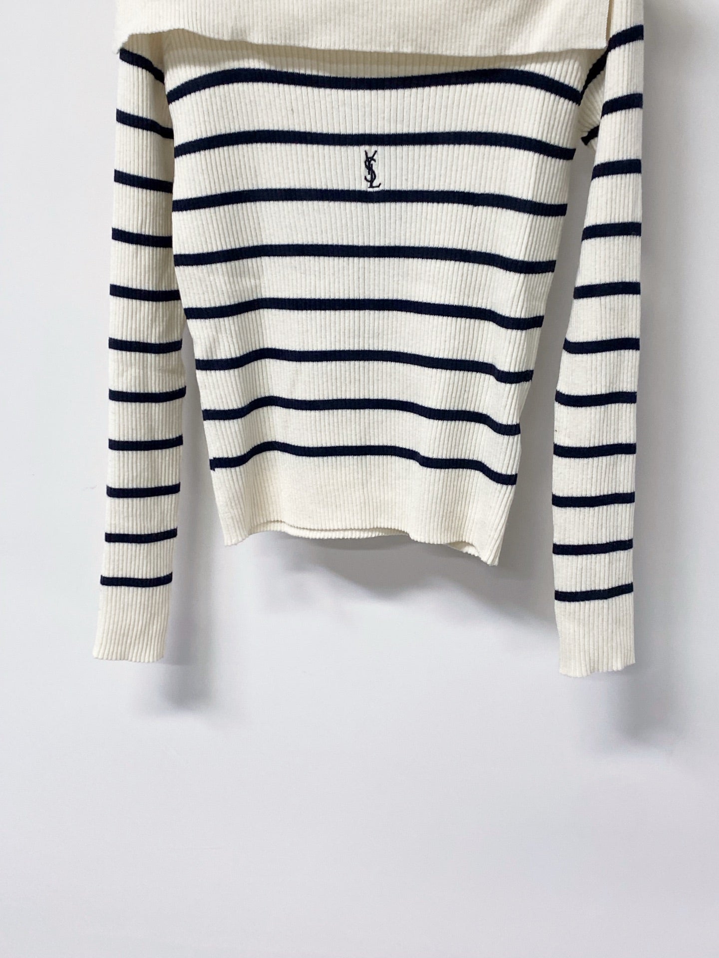 YSL 26S LONG-SLEEVE KNIT TOP 506