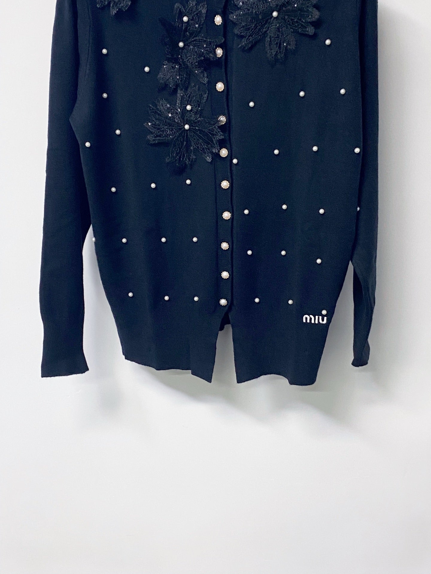 MIUMIU 26S EMBELLISHED FLORAL KNIT CARDIGAN 1450