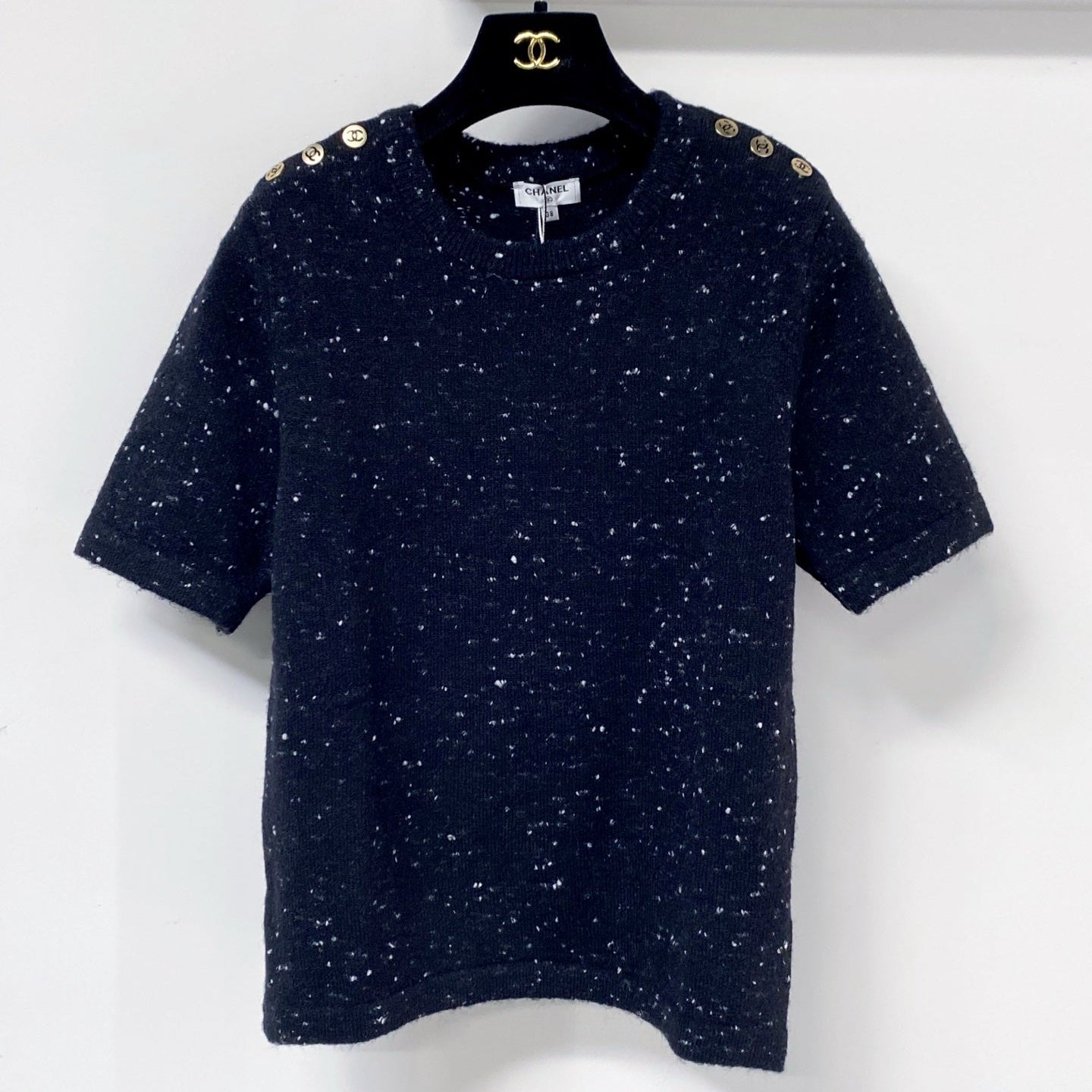 CHANEL 26S SHORT SLEEVE CREWNECK KNIT SWEATER 1507