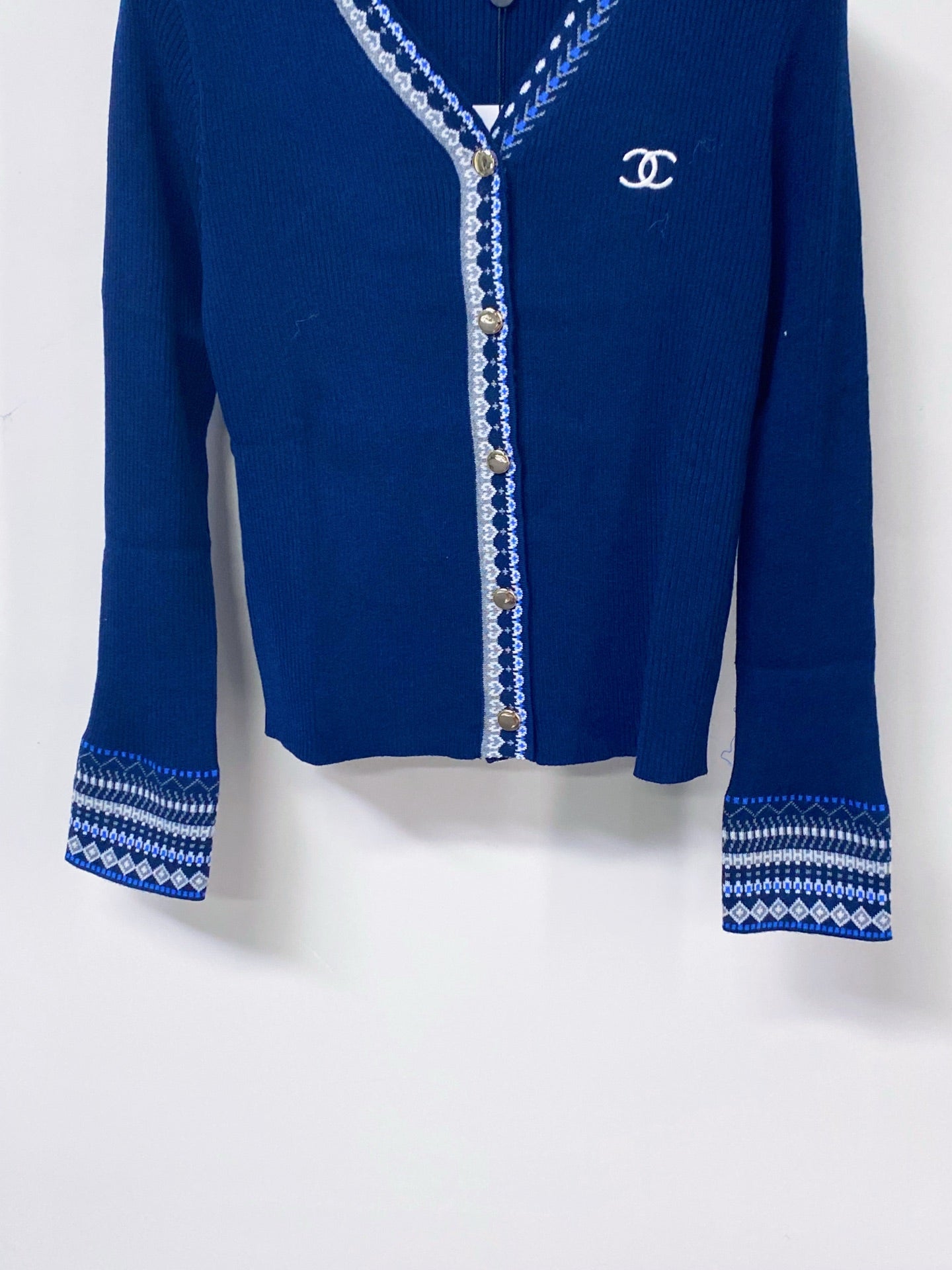 CHANEL 26S KNIT CARDIGAN 1677