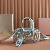 ARCADIE MATELASSÉ BAG 19 IN SILVER GLOSSY CALFSKIN GOLD HARDWARE