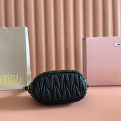 MIUMIU 26S POUCH BAG 15 IN BLACK CALFSKIN GOLD HARDWARE