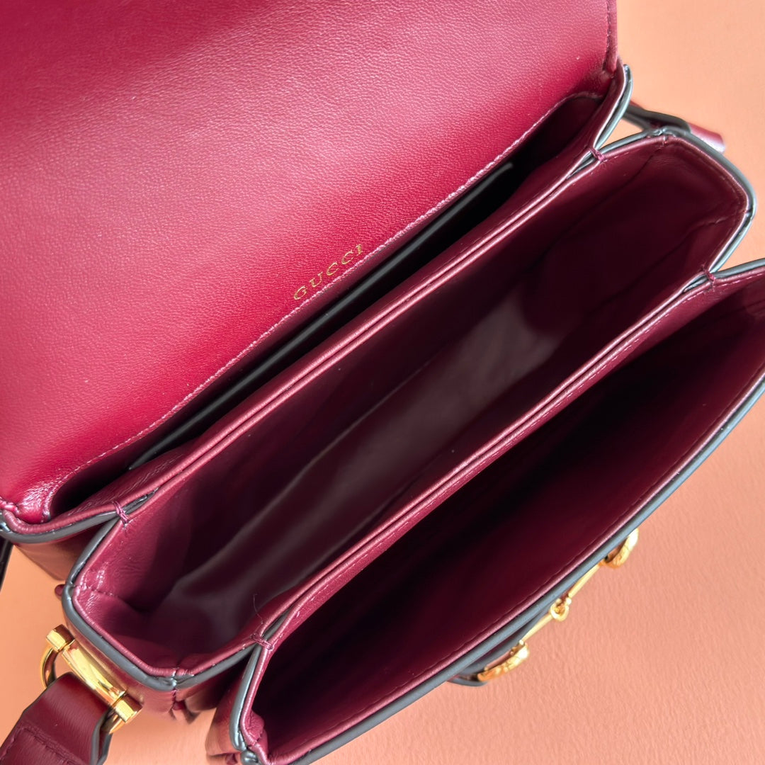 GUCCI 25S HORSEBIT 1955 MINI BAG 20 CM IN DARK RED CALFSKIN WITH GOLD HARDWARE
