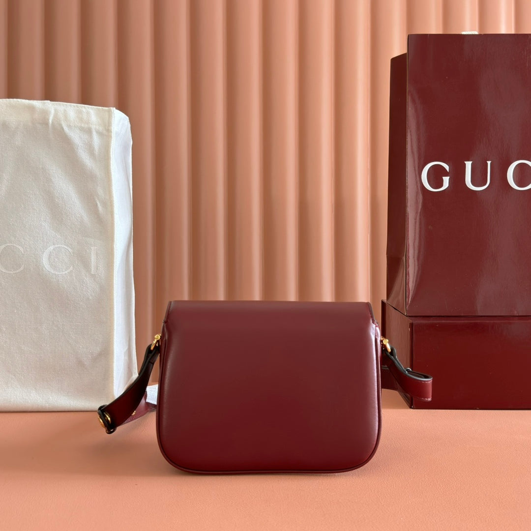 GUCCI 25S HORSEBIT 1955 MINI BAG 20 CM IN DARK RED CALFSKIN WITH GOLD HARDWARE