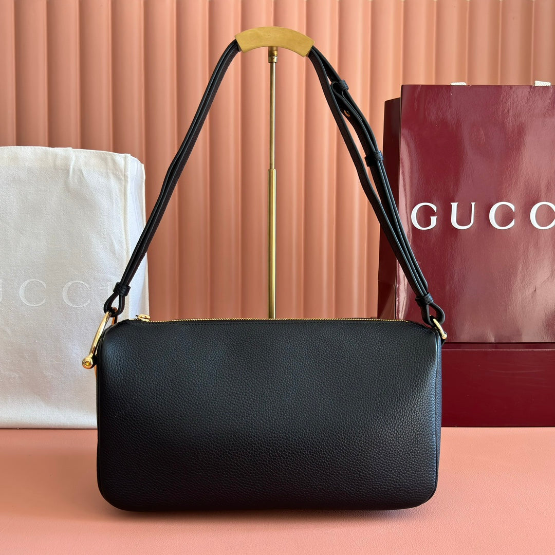 GUCCI 26S SHOULDER BAG 31 IN BLACK CALFSKIN