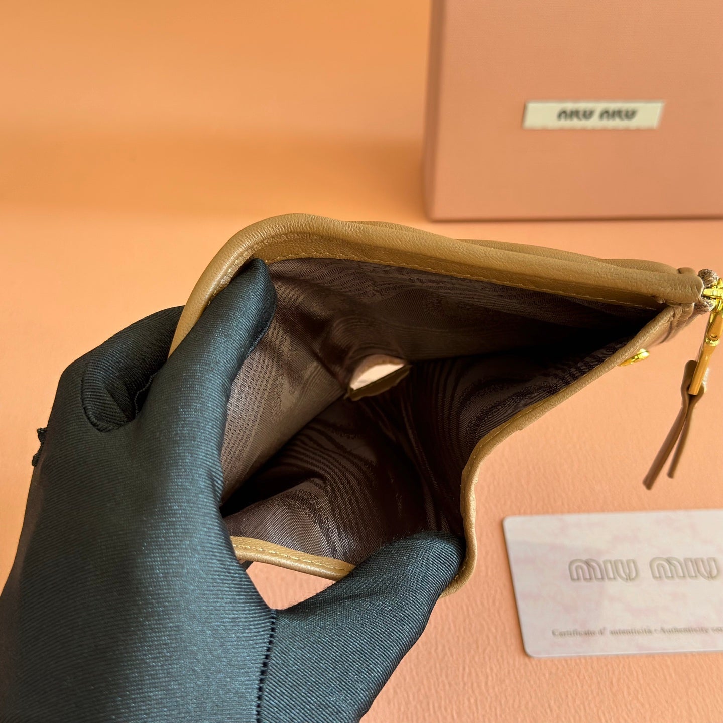 MIUMIU 26S SMALL MATELASSE CARD HOLDER 11 IN BROWN CALFSKIN GOLD HARDWARE