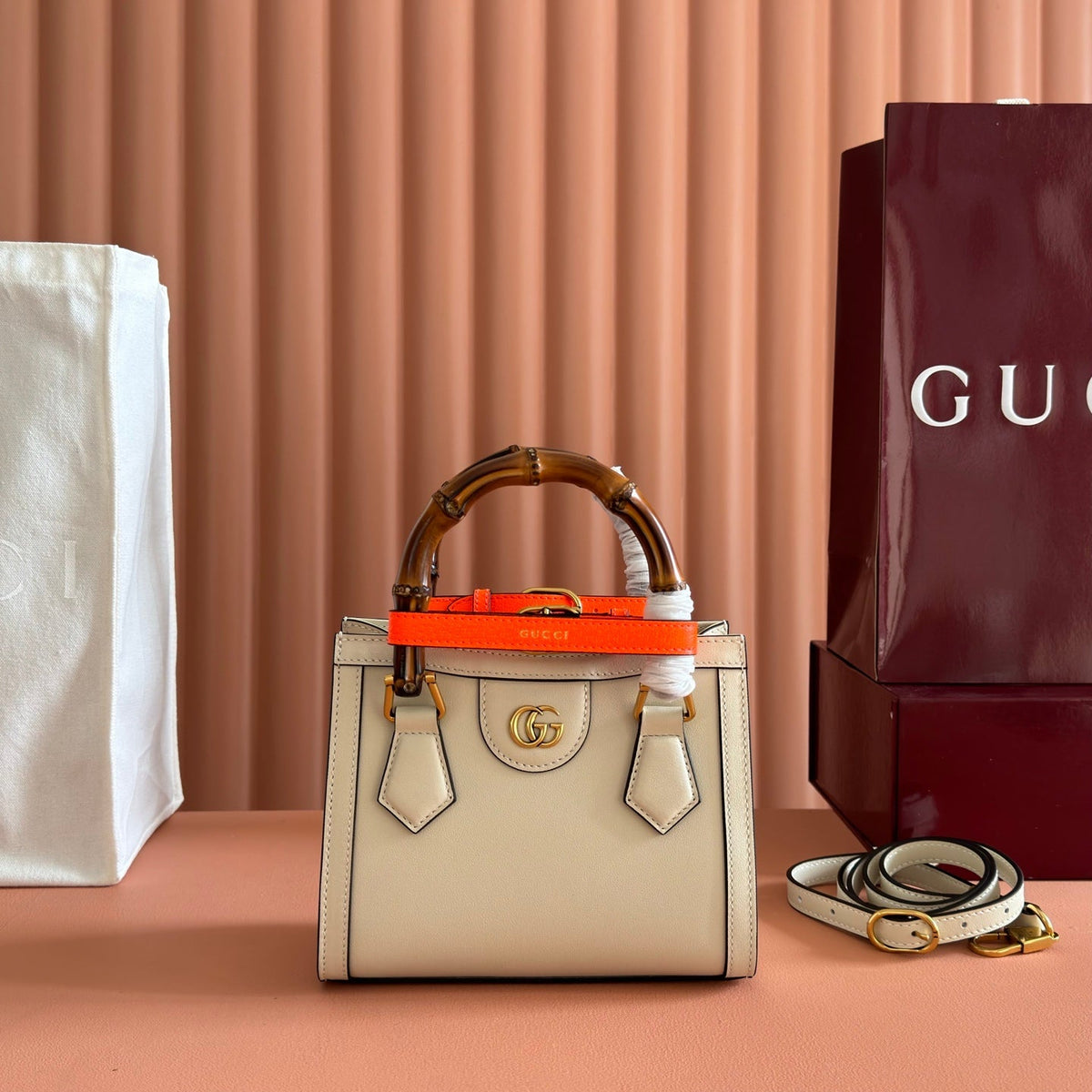 GUCCI 26S DIANA TOTE BAG 20 IN CREAM WHITE CALFSKIN