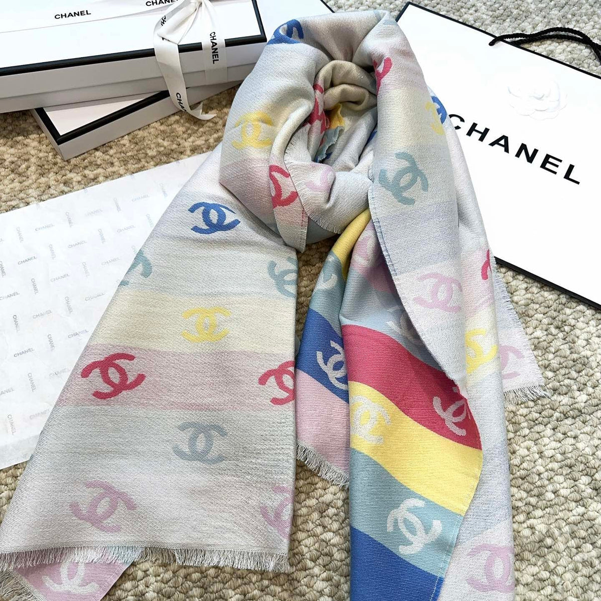 CHANEL 25S SCARF 187 IN CASHMERE 876276