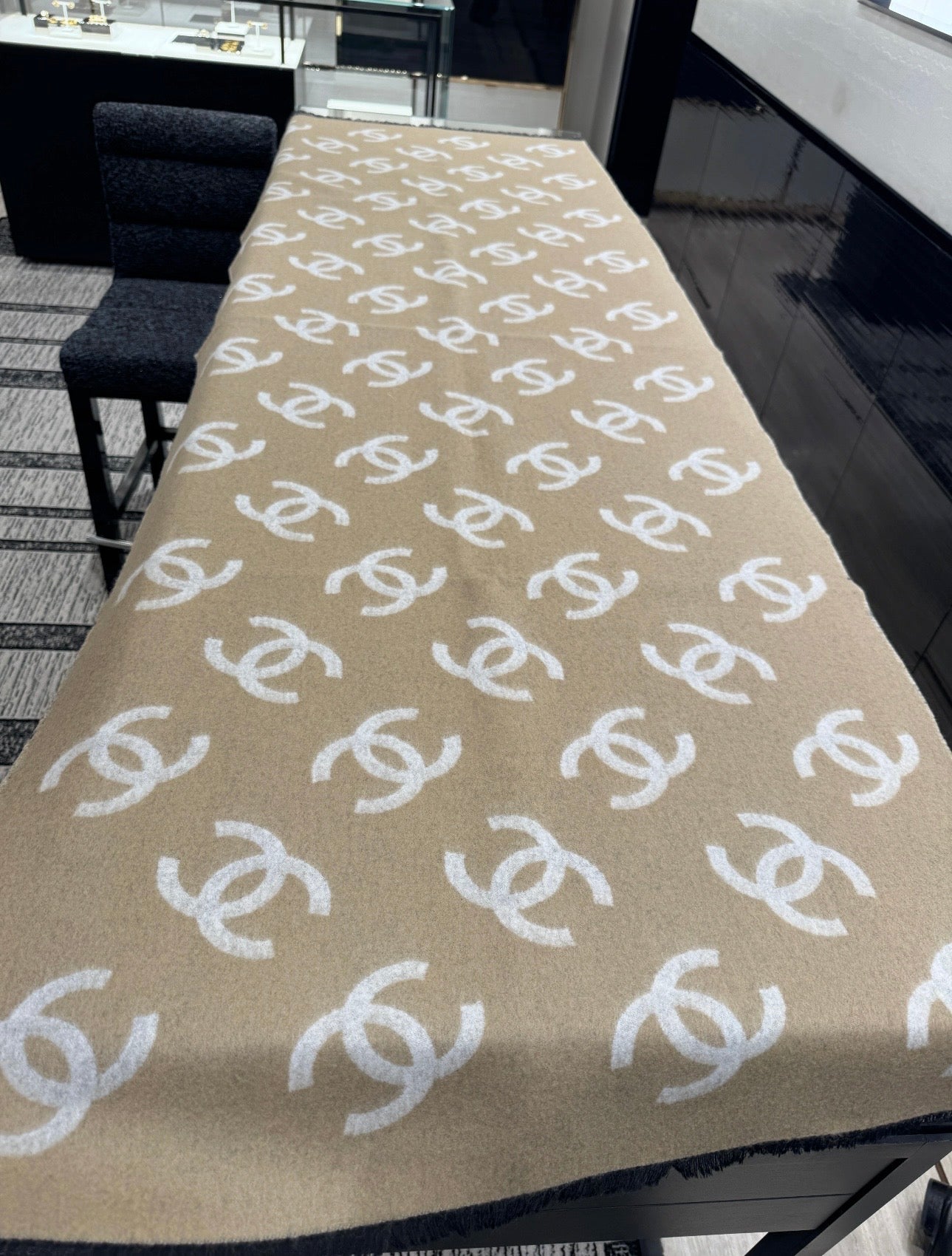 CHANEL 25S SCARF 200 CM IN CASHMERE 942780