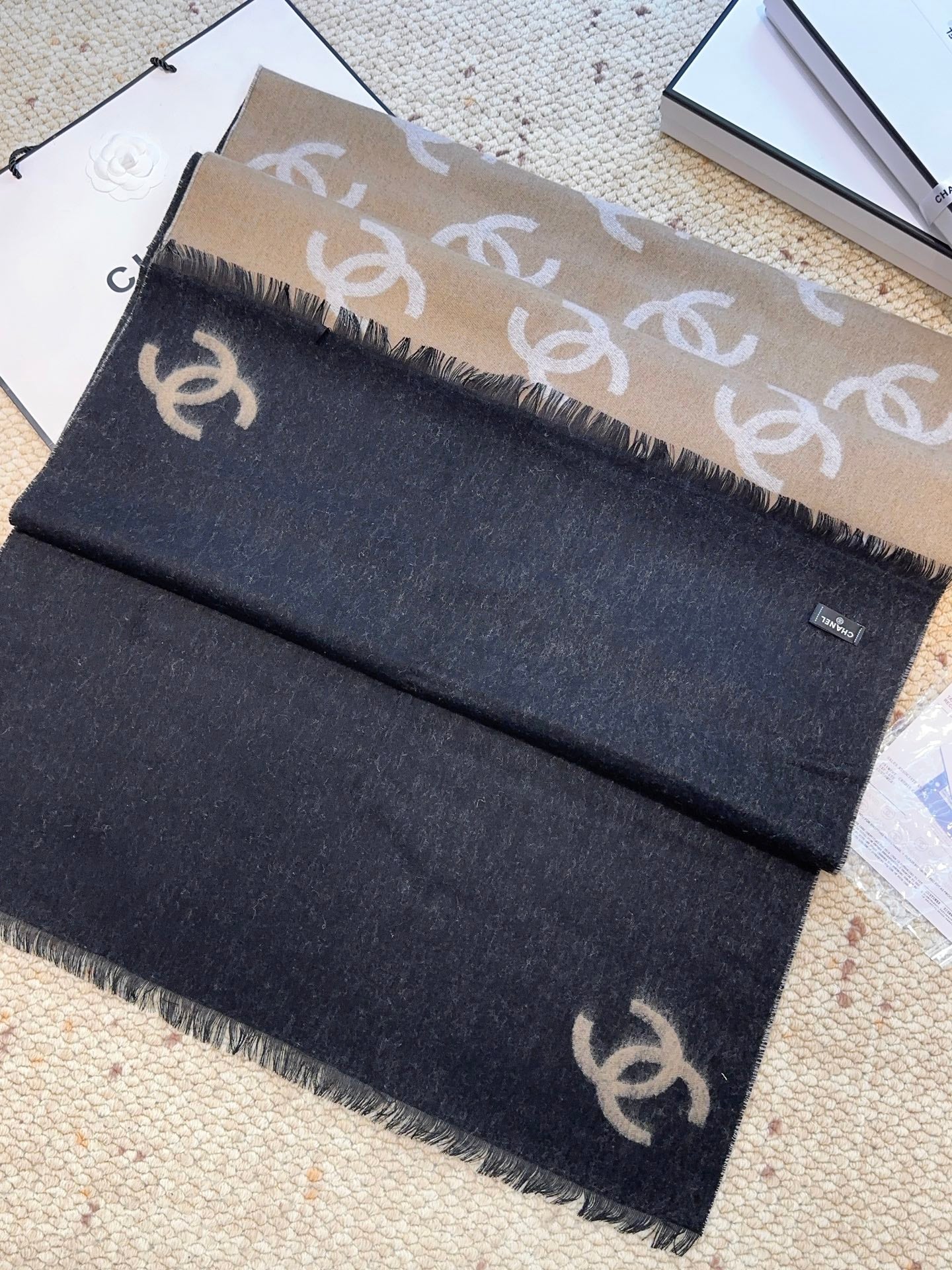 CHANEL 25S SCARF 200 CM IN CASHMERE 942780