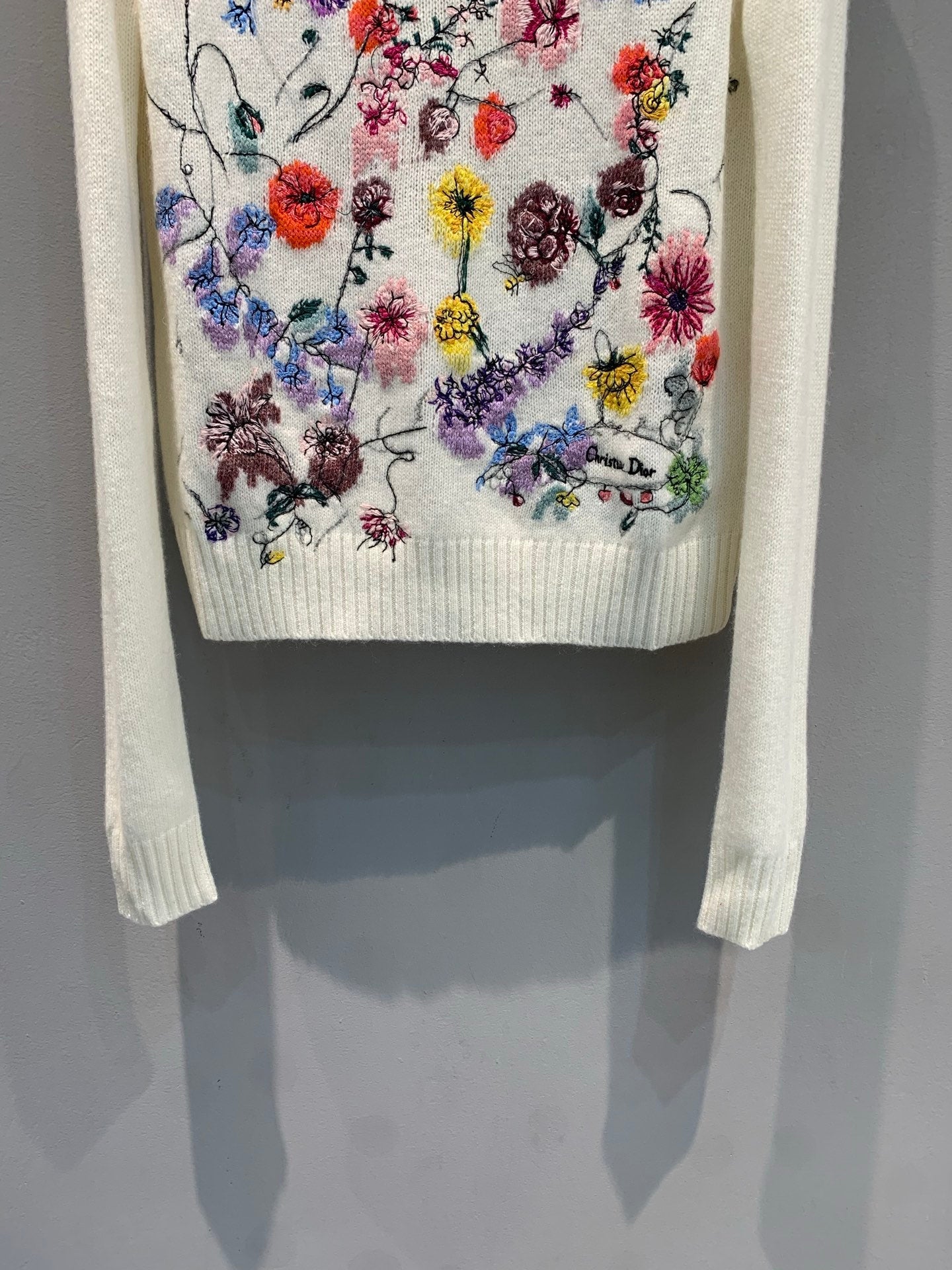DIOR 25S FLORAL EMBROIDERED CASHMERE SWEATER 533