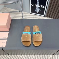 SLIPPERS IN CIDER BROWN SUEDE WITH SKY HALF-FOOT SOCKS