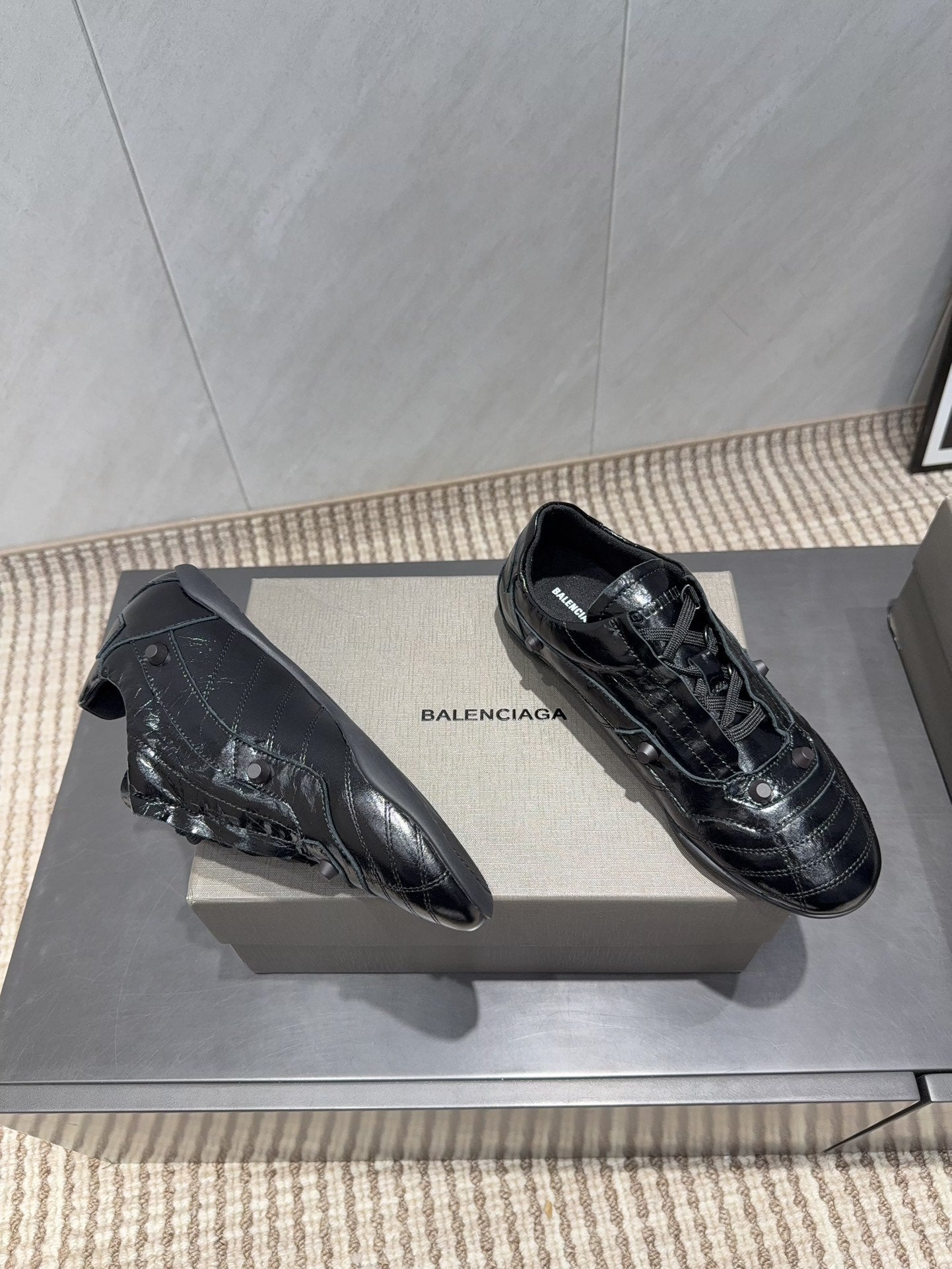BALENCIAGA 25S SNEAKER IN BLACK CALFSKIN