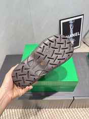 BOTTEGA VENETA 26S FUR-LINED ANKLE BOOTS IN DARK BROWN CALFSKIN AND WHITE WOOL