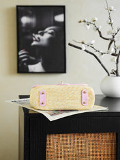 CHANEL 26S CLASSIC FLAP MEDIUM 23 IN NATURAL RAFFIA AND LIGHT PURPLE CALFSKIN GOLD HARDWARE